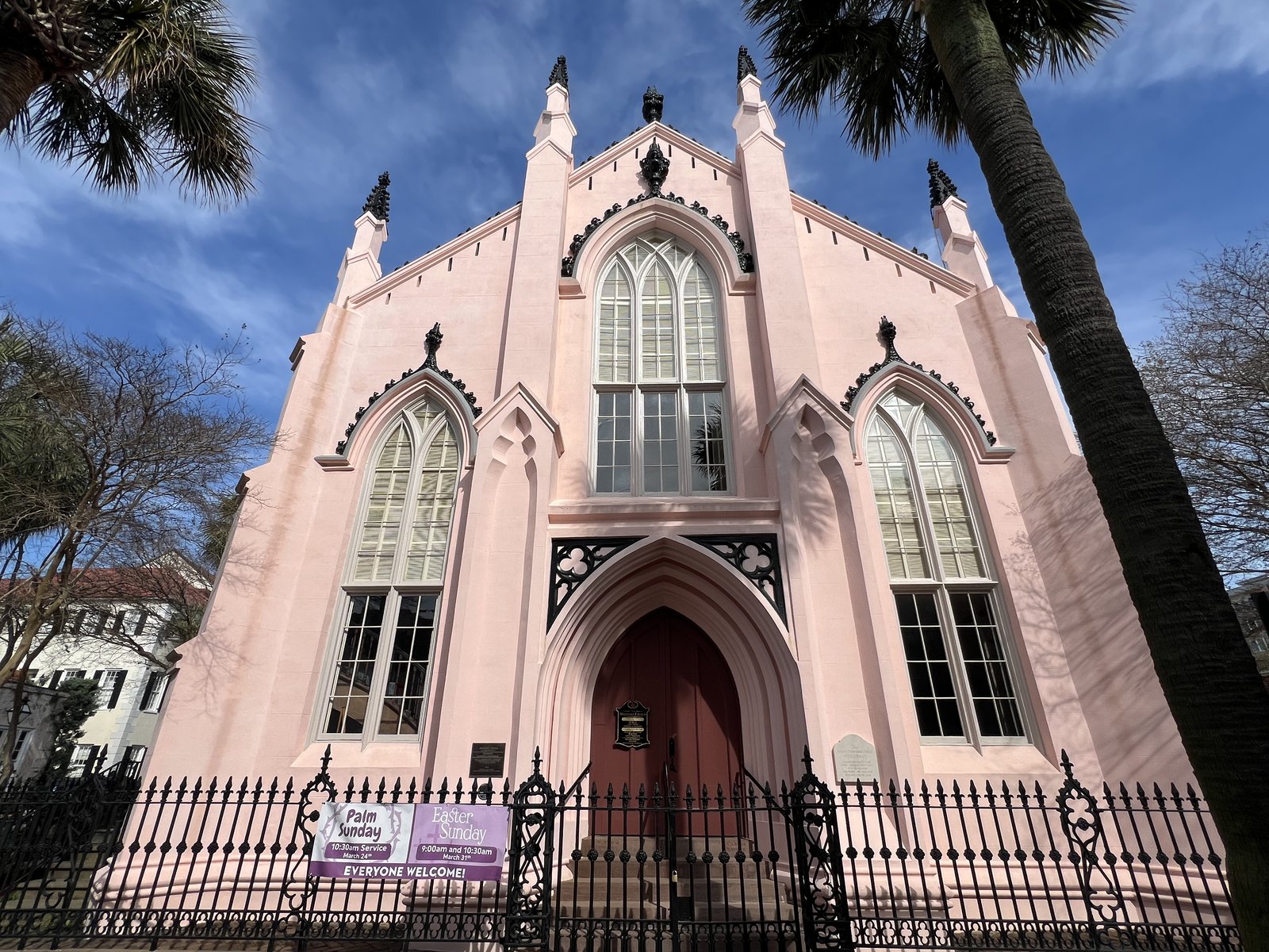 The French Huguenot Church.